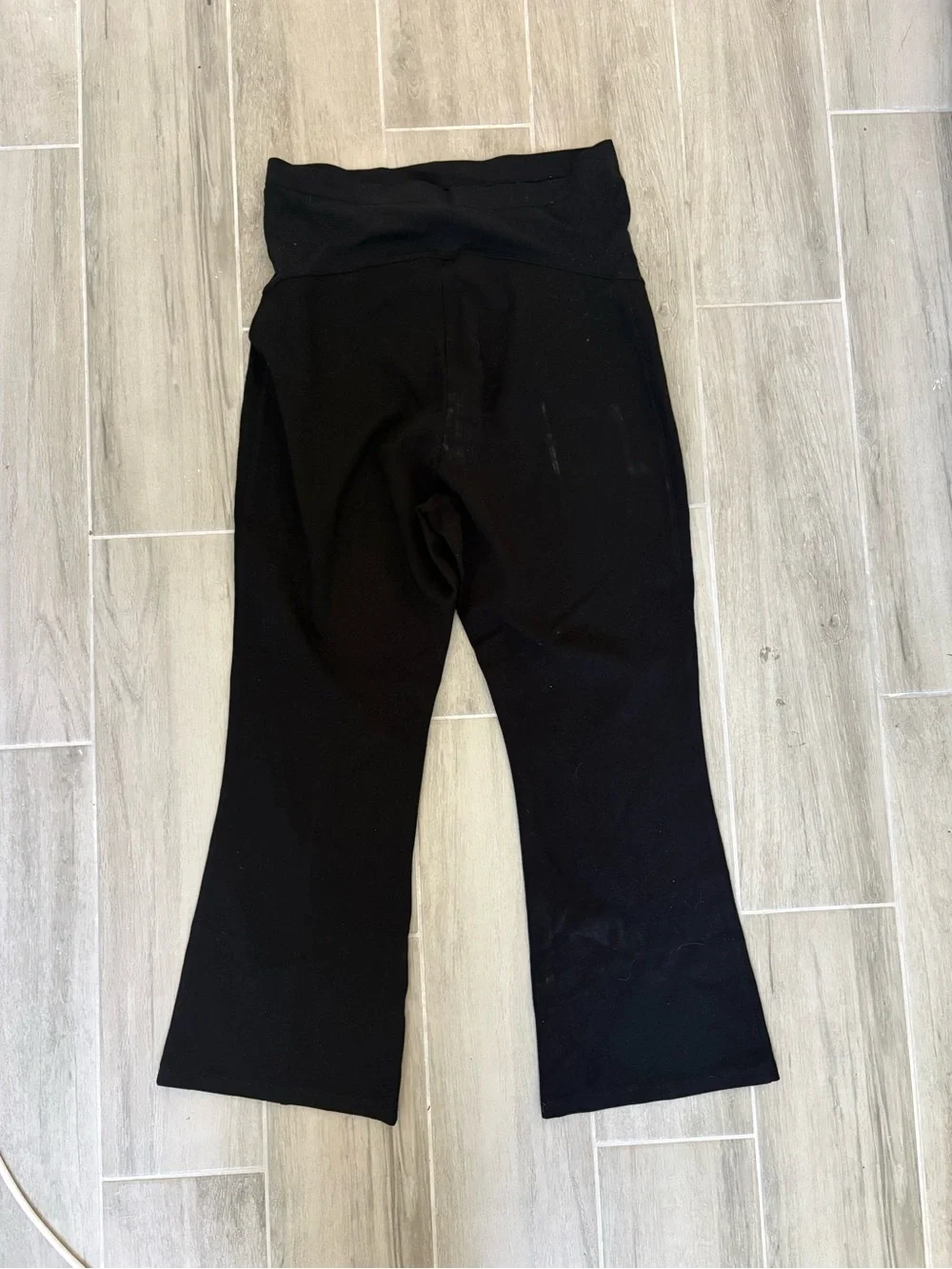 Old Navy Maternity Full Panel Pixie Flare Pants Black Size L